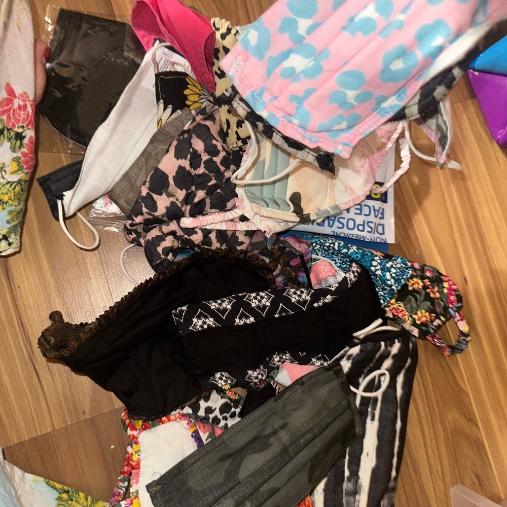 Assorted Patterned Face Masks - Picture 3 of 3